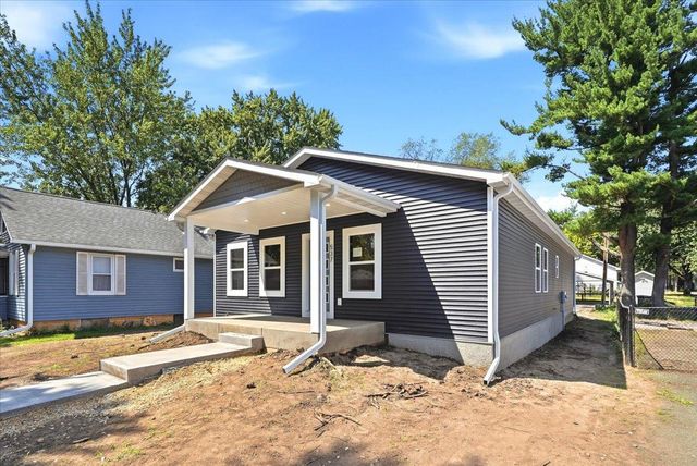 537 N Pearl Street, River Falls, WI 54022