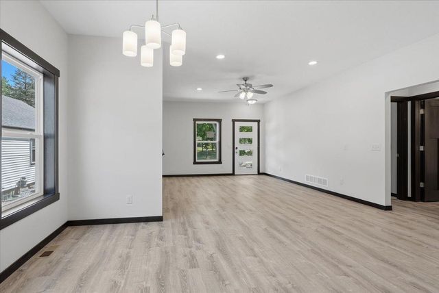 537 N Pearl Street, River Falls, WI 54022