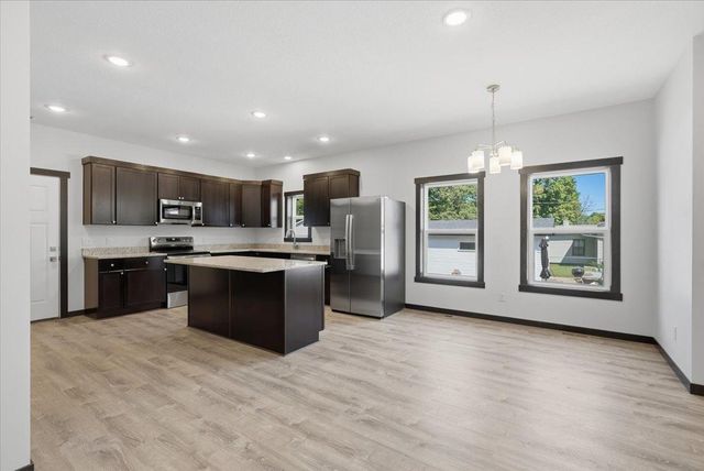 537 N Pearl Street, River Falls, WI 54022