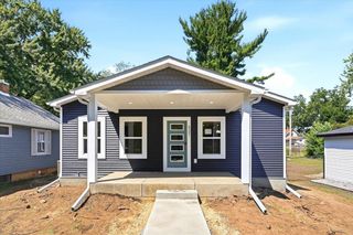 537 N Pearl Street, River Falls, WI 54022