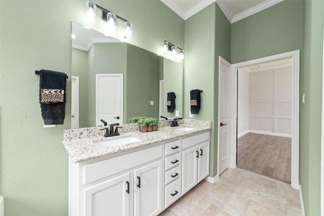 3825 Enchanted Timbers Lane, Spring, TX 77386