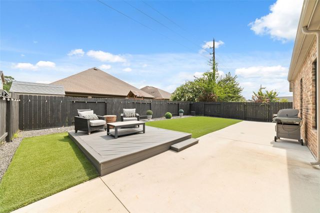 3825 Enchanted Timbers Lane, Spring, TX 77386