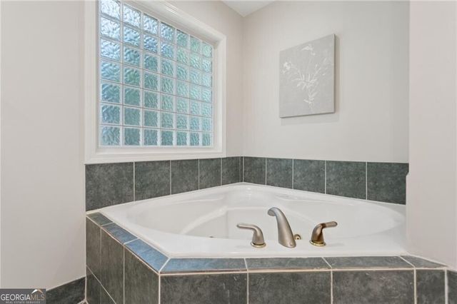 224 Murray Hill Avenue NE, Atlanta, GA 30317