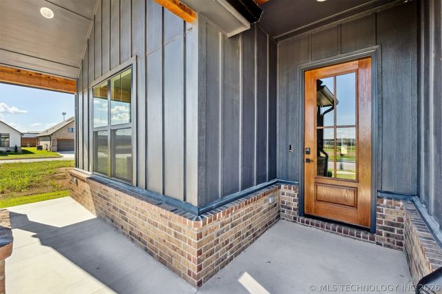 13134 S 98th East Court, Bixby, OK 74008