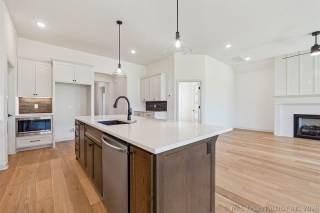 13134 S 98th East Court, Bixby, OK 74008