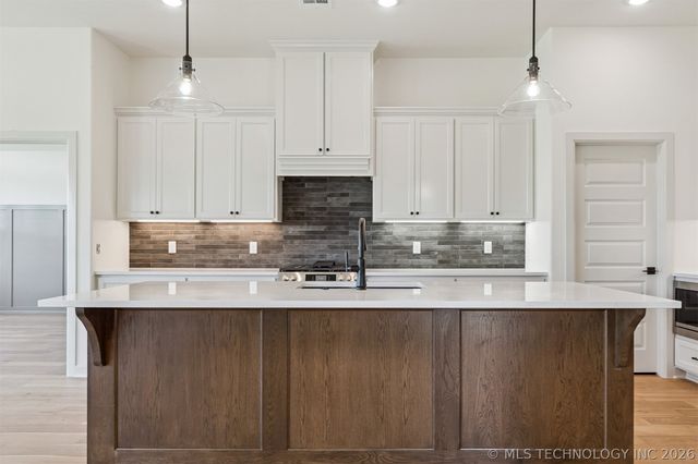 13134 S 98th East Court, Bixby, OK 74008