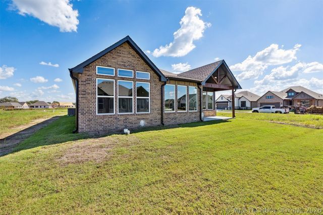 13134 S 98th East Court, Bixby, OK 74008