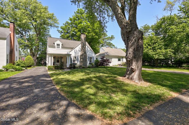 1377 Clifton Park Road, Niskayuna, NY 12309