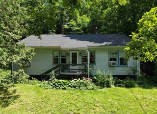 41 Sunset Avenue, Milton, VT 05468
