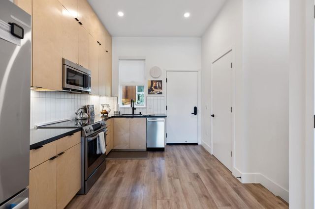 202 Panetta Avenue 1, Santa Cruz, CA 95060