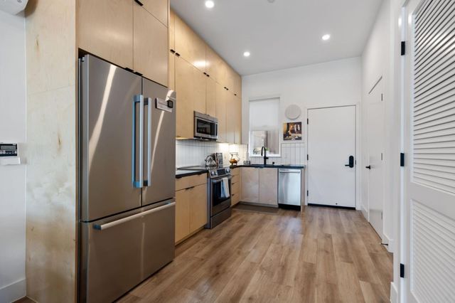 202 Panetta Avenue 1, Santa Cruz, CA 95060