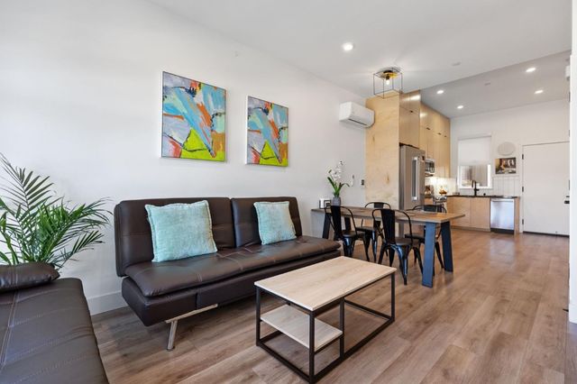 202 Panetta Avenue 1, Santa Cruz, CA 95060