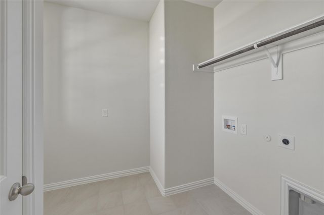 720 County Road 200, Valley View, TX 76272