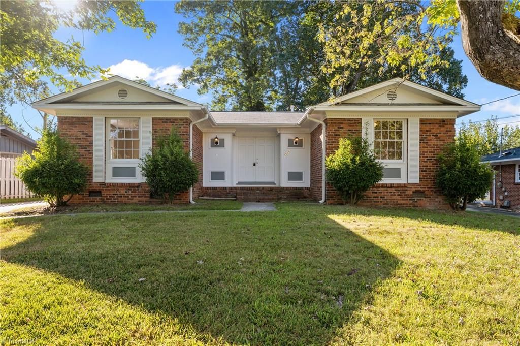 2505 Fontaine Road, Greensboro, NC 27407