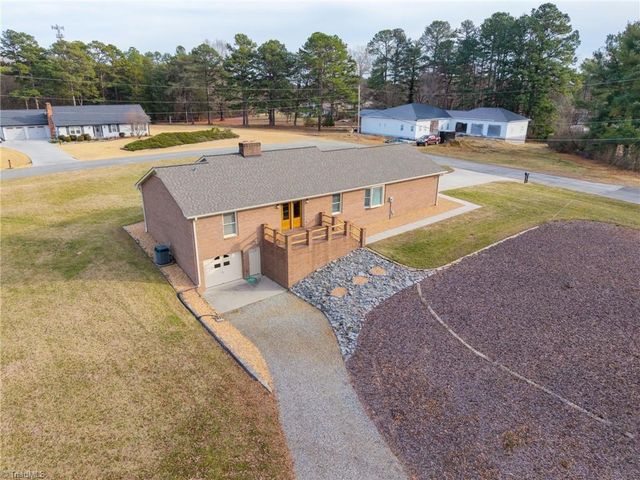 157 Tamworth Drive, Clemmons, NC 27012