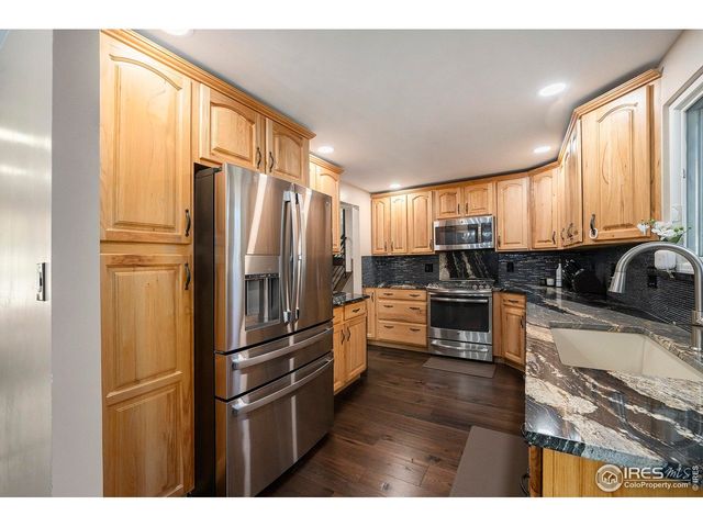 11921 W 70th Pl, Arvada, CO 80004