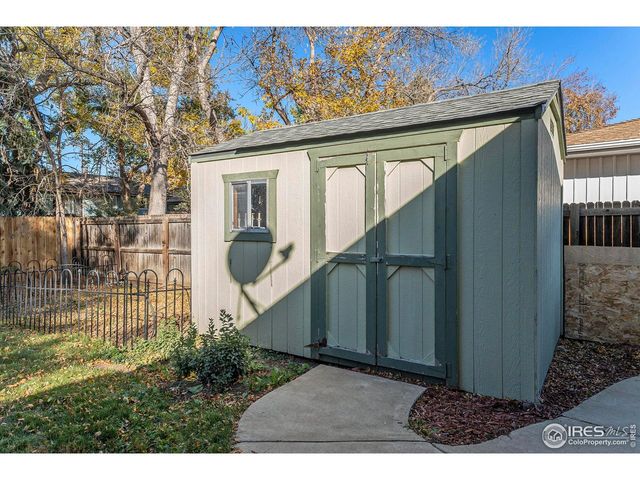 11921 W 70th Pl, Arvada, CO 80004