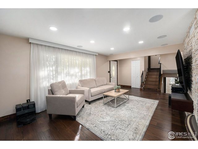 11921 W 70th Pl, Arvada, CO 80004