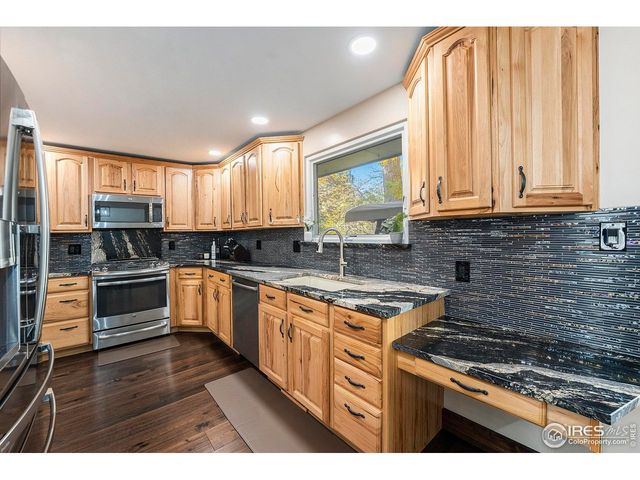 11921 W 70th Pl, Arvada, CO 80004
