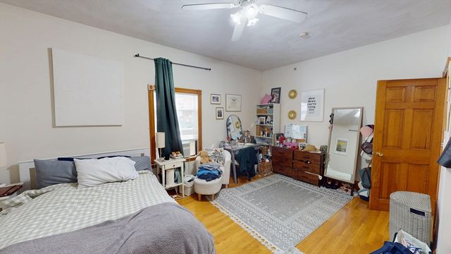 12 South St 1, Boston, MA 02135