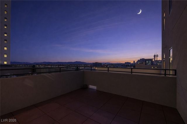 150 Las Vegas Boulevard 807, Las Vegas, NV 89101