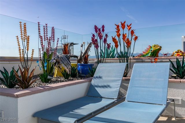 150 Las Vegas Boulevard 807, Las Vegas, NV 89101