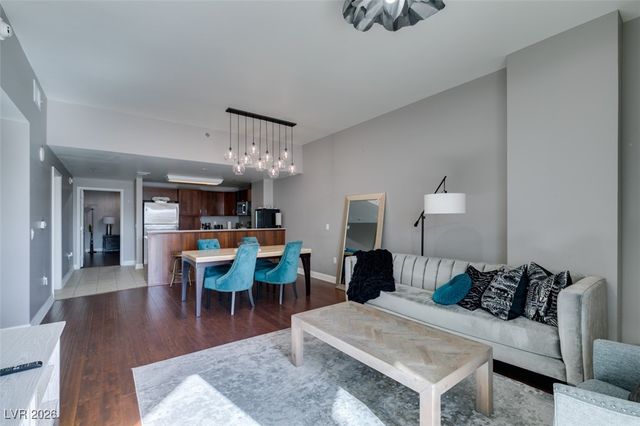 150 Las Vegas Boulevard 807, Las Vegas, NV 89101