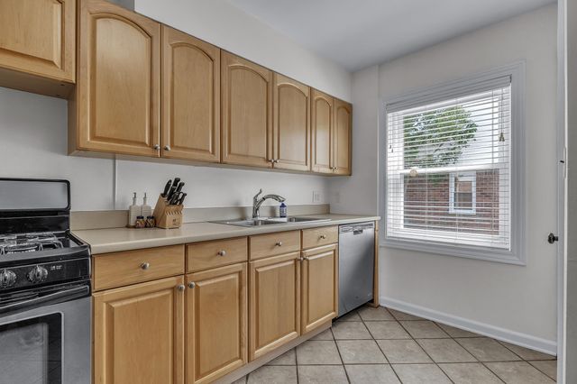 130 N Holbrook Street, Plymouth, MI 48170
