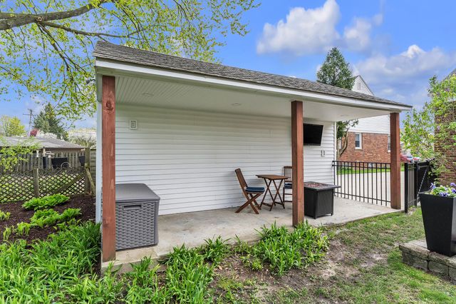 130 N Holbrook Street, Plymouth, MI 48170