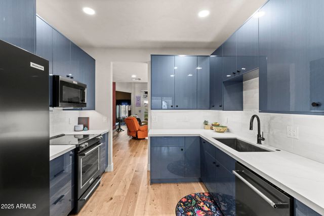 6411 S RIVER Drive 6, Tempe, AZ 85283