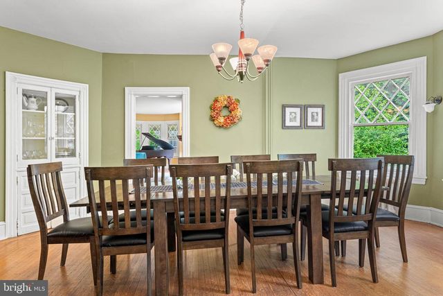 212 S CHESTER RD, Swarthmore, PA 19081