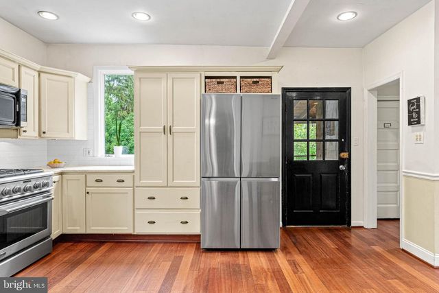 212 S CHESTER RD, Swarthmore, PA 19081