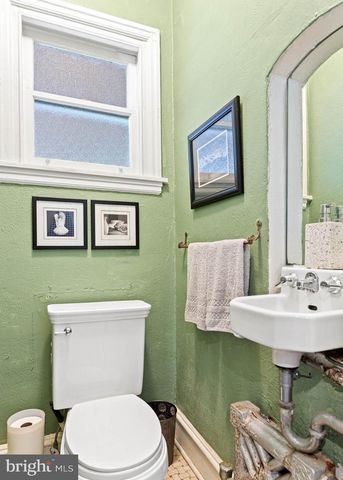 212 S CHESTER RD, Swarthmore, PA 19081