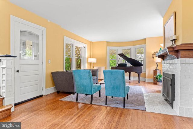 212 S CHESTER RD, Swarthmore, PA 19081