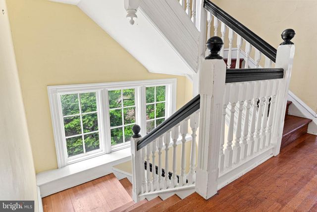 212 S CHESTER RD, Swarthmore, PA 19081