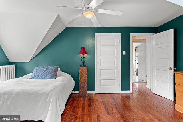 212 S CHESTER RD, Swarthmore, PA 19081