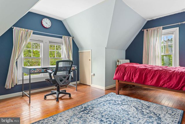 212 S CHESTER RD, Swarthmore, PA 19081