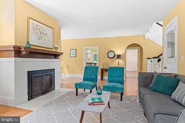 212 S CHESTER RD, Swarthmore, PA 19081