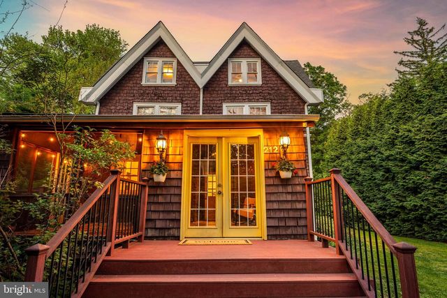 212 S CHESTER RD, Swarthmore, PA 19081