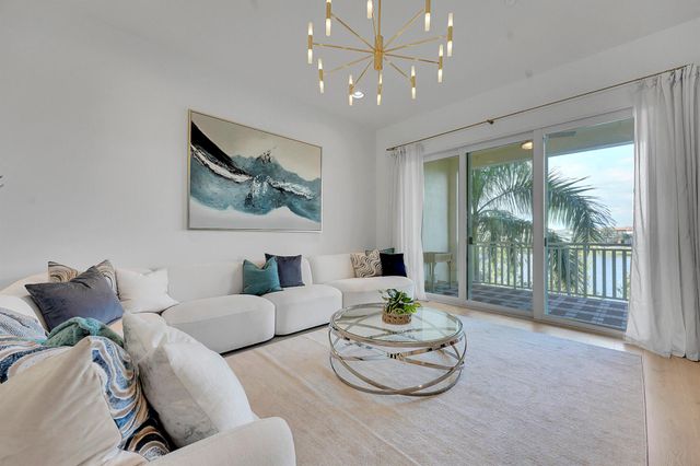 12689 Machiavelli Way, Palm Beach Gardens, FL 33418