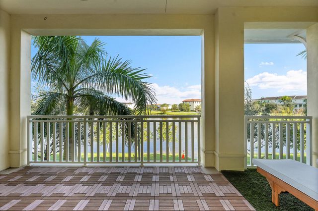 12689 Machiavelli Way, Palm Beach Gardens, FL 33418
