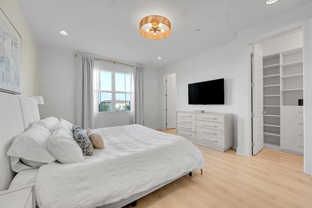 12689 Machiavelli Way, Palm Beach Gardens, FL 33418