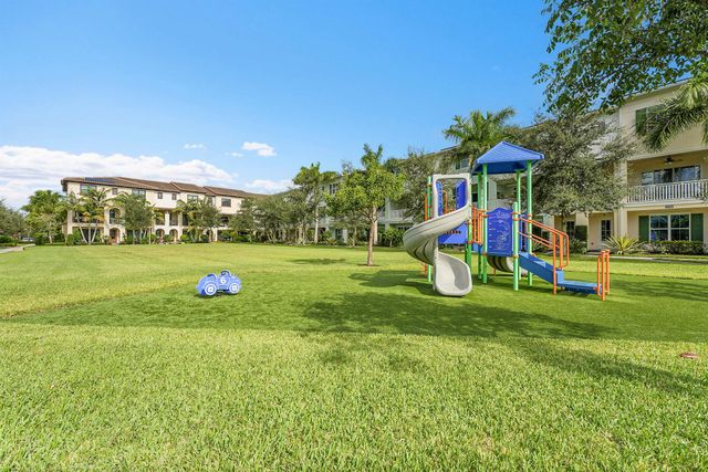 12689 Machiavelli Way, Palm Beach Gardens, FL 33418