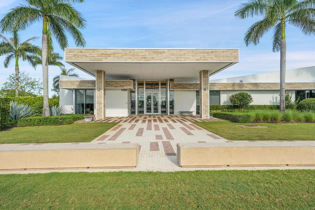 12689 Machiavelli Way, Palm Beach Gardens, FL 33418