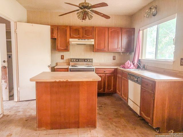 9231 Ridge Shadow, San Antonio, TX 78250