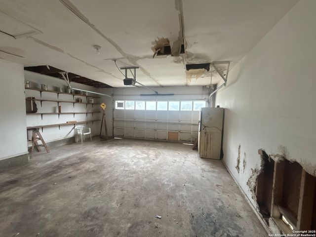 9231 Ridge Shadow, San Antonio, TX 78250