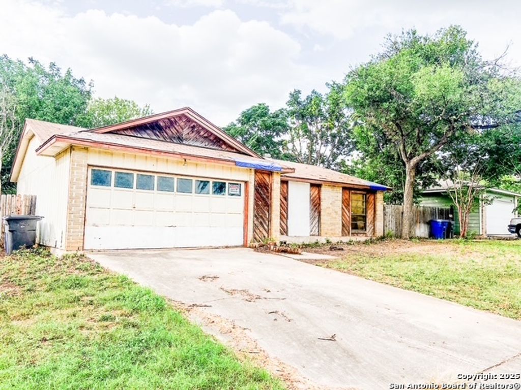 9231 Ridge Shadow, San Antonio, TX 78250