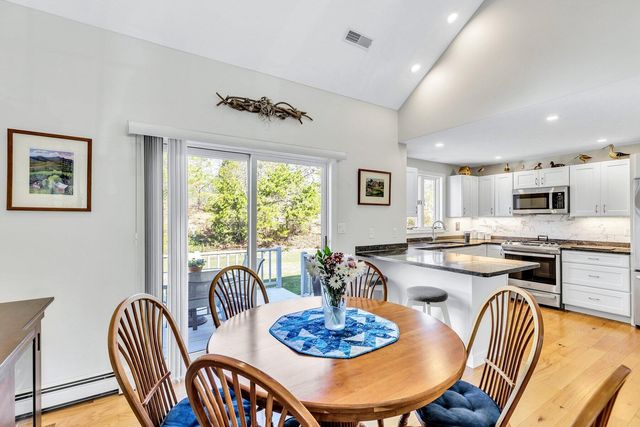 3 Melville Court UNIT C, Pocasset, MA 02559