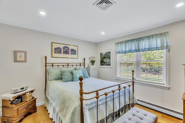 3 Melville Court UNIT C, Pocasset, MA 02559