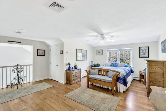 3 Melville Court UNIT C, Pocasset, MA 02559